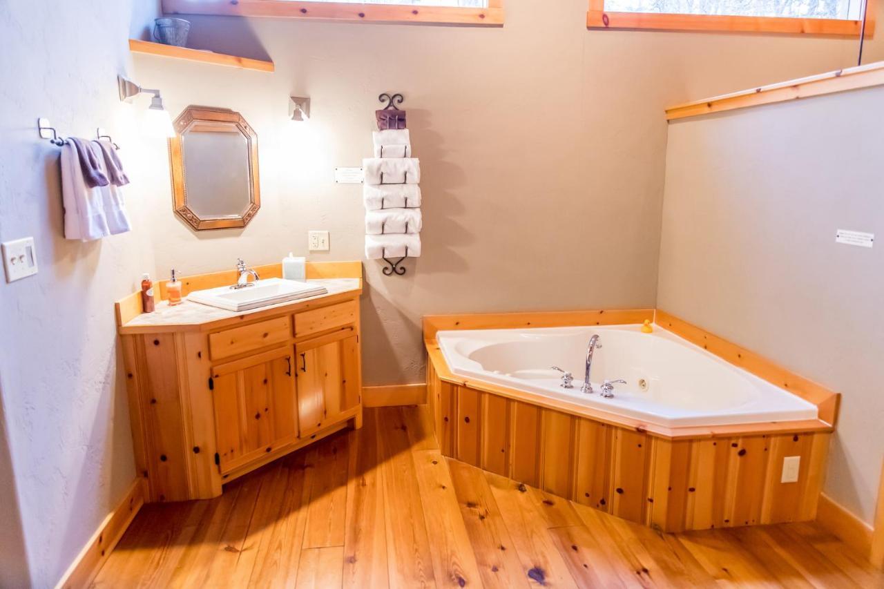 Riverside Cottage #24 Ruidoso Bagian luar foto